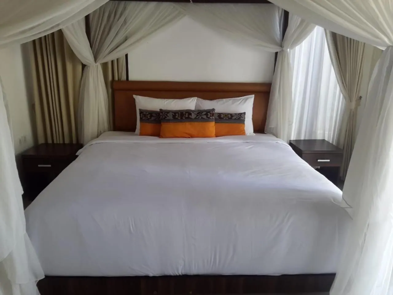 *** Guest house Kubu Jimbar Hotel Jimbaran  Indonesia